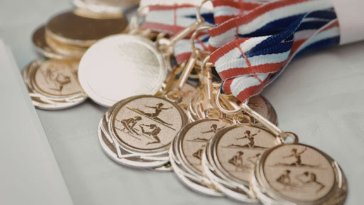 When Are Custom Sports Medals Used Instead of Generic Awards?